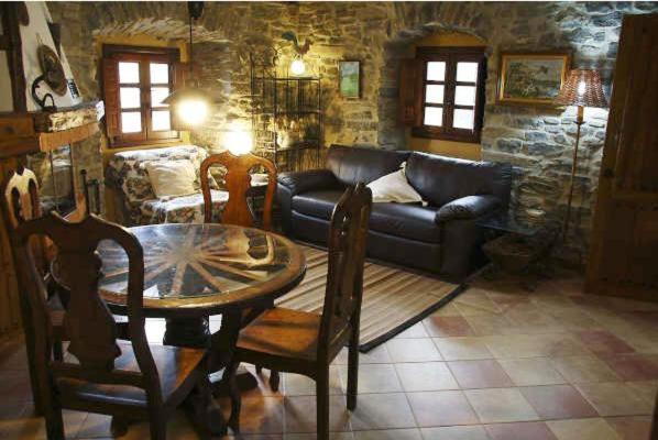 Apartamentos Rurales Rincon De Aiara Menagaray ห้อง รูปภาพ